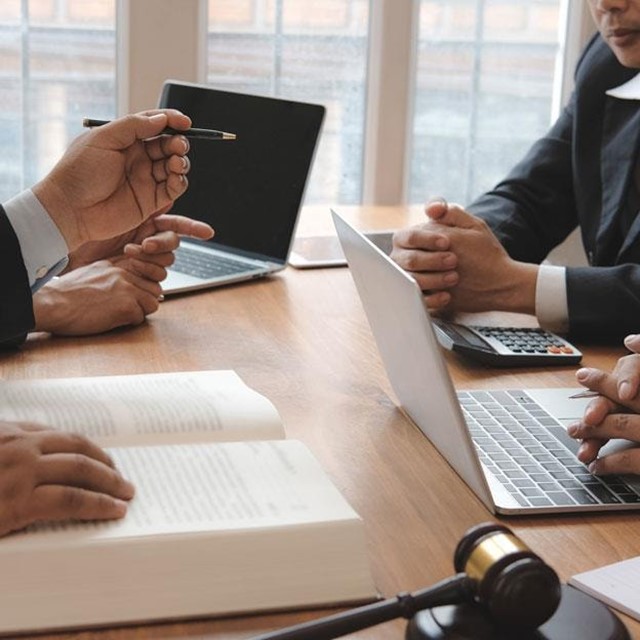 Servicios especializados en diferentes áreas